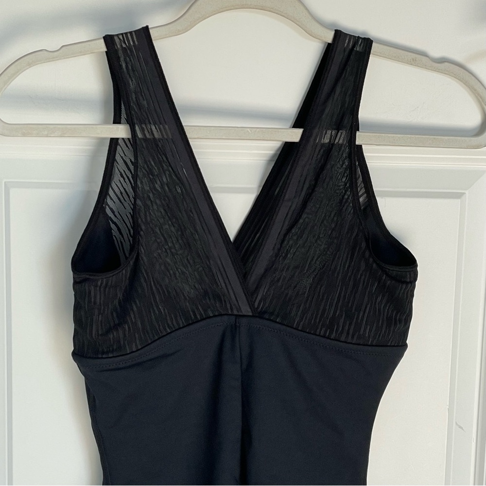 New! Leonisa Shapewear Black Sheer Stripe Detail Sculpting Bodysuit 47427 - Picture 6 of 10
